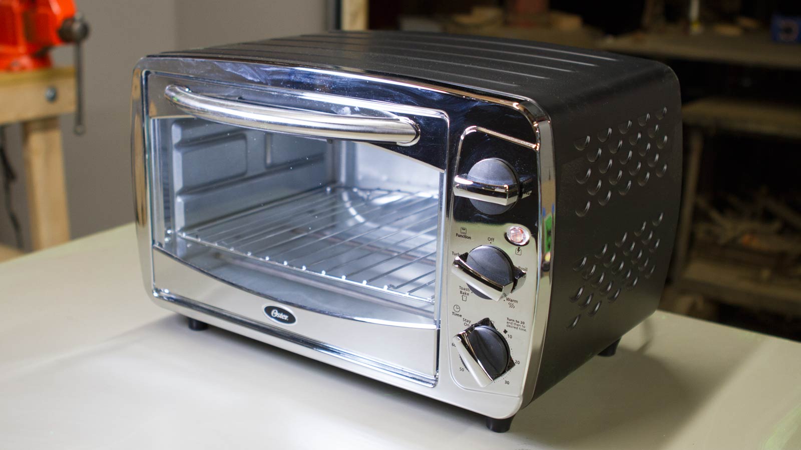 Basic toaster oven